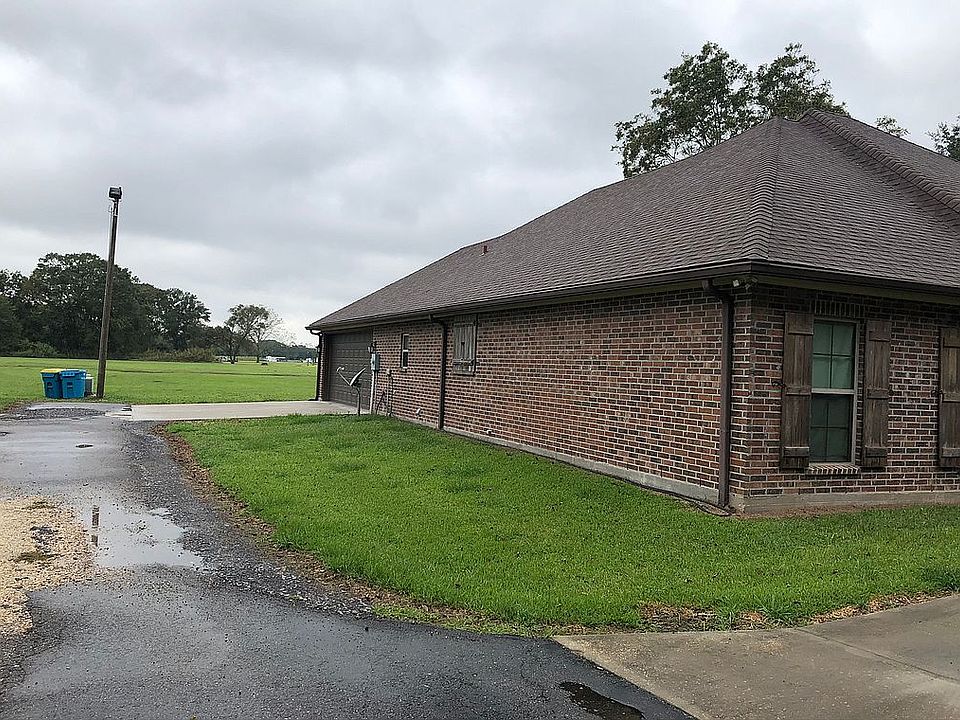 2nd image of 1260 Gecko Rd #20