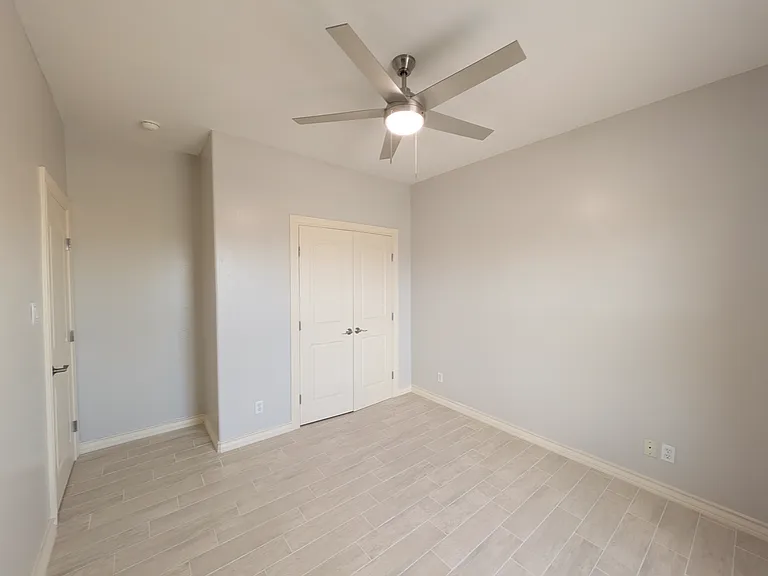 3432 Midtown Cir — Photo 19