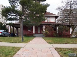 242 Summit Ave, Hackensack, NJ 07601