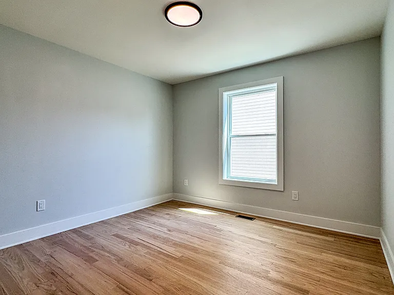 121 Princeton St #121 — Photo 9