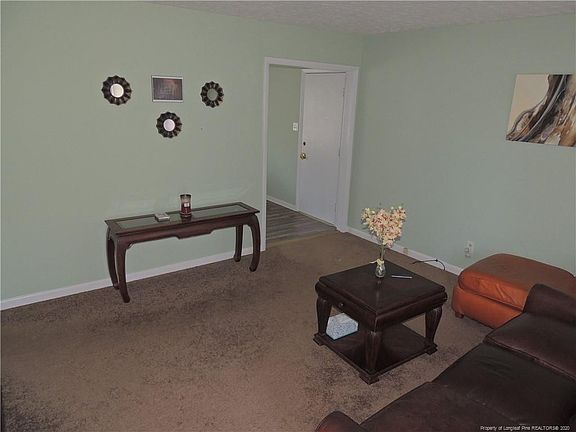 3rd image of 646 Monagan St