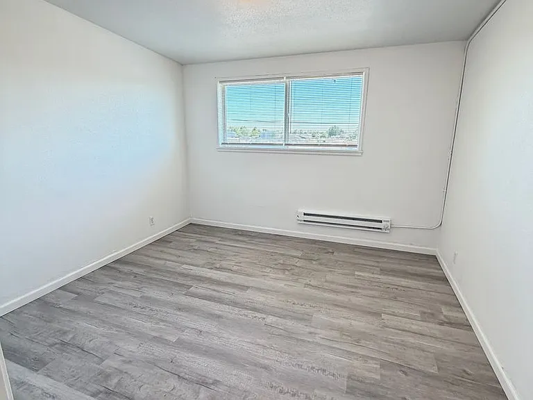 6379 Arnold Dr NE — Photo 17