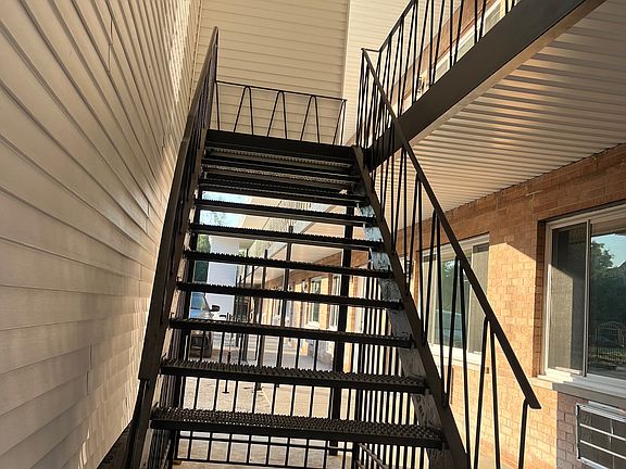 2nd image of 44 Highland St #1-19