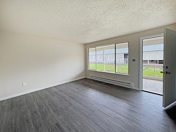 5th image of 130 166th St S #5