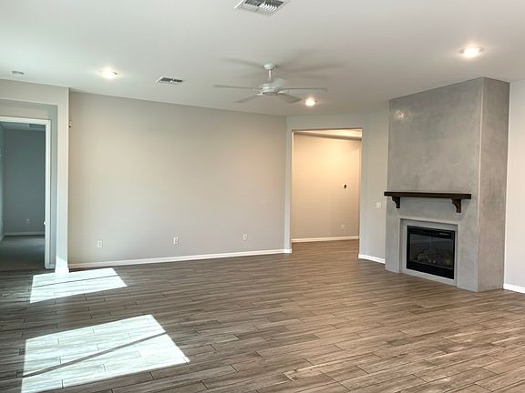 5th image of 17243 W Echo Ln