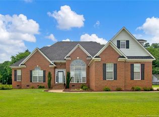 8516 Congressional Ave, Hope Mills, NC 28348