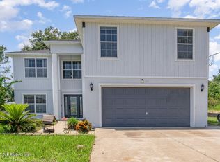 25 Prince Kaarel Ln, Palm Coast, FL 32164