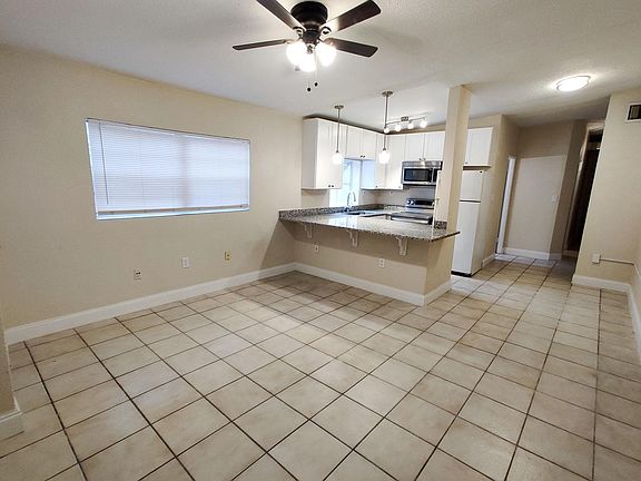 4th image of 2609 Marble Ave
