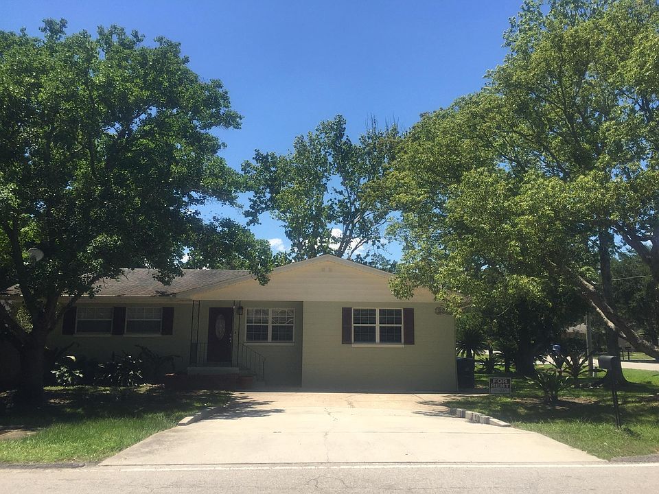 1st image of 2401 N Lakemont Ave