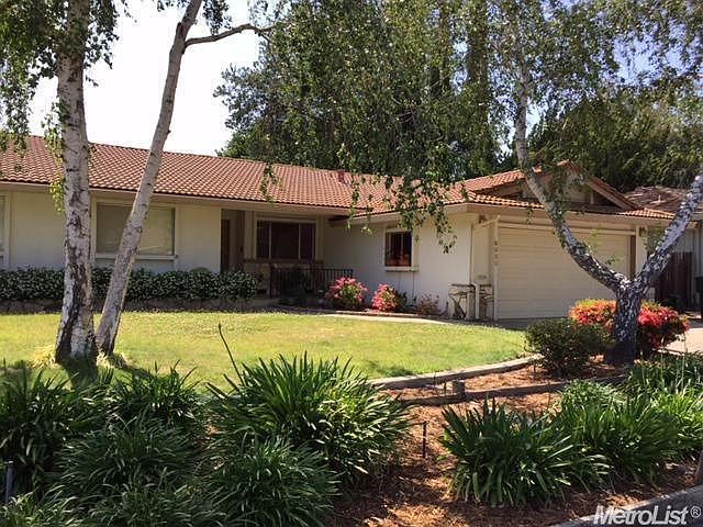 1st image of 6380 Lake Park Dr