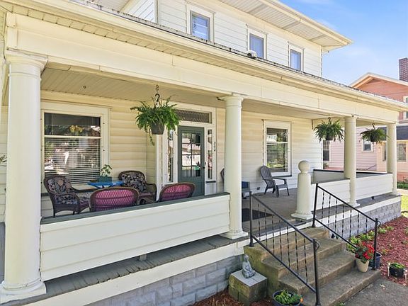4th image of 202 Depot St