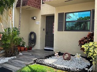 8922 Palm Tree Ln #8922, Pembroke Pines, FL 33024