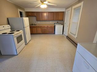 212 Waldo St #3, Rumford, ME 04276