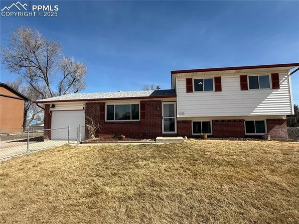 1373 Southmoor Dr, Fountain, CO 80817