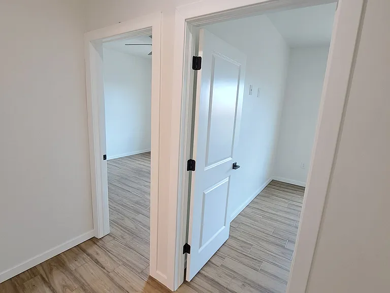 1263 Mission Nuevo Dr #1-4 — Photo 17