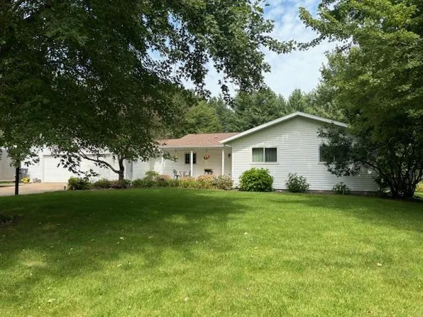 210 West PINE STREET, Abbotsford, WI 54405