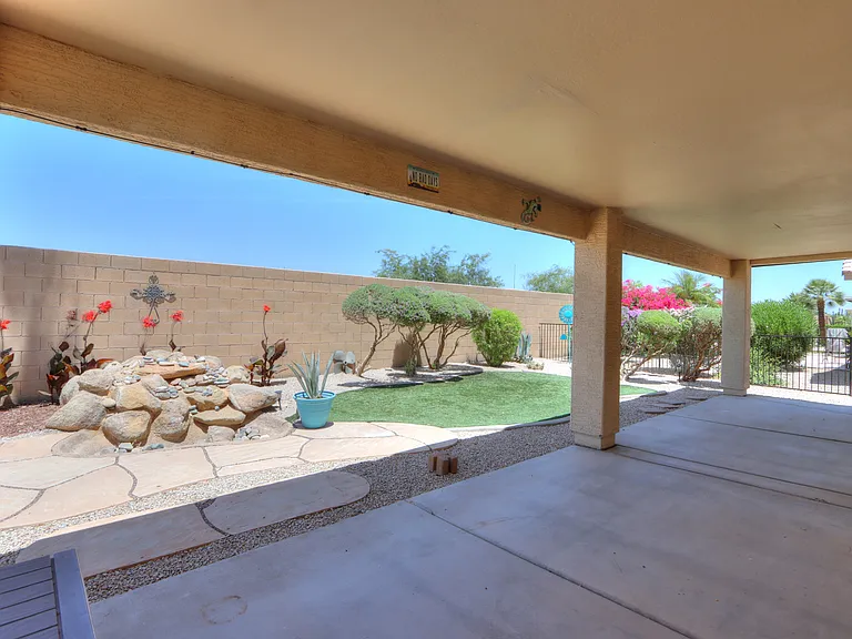 2350 E Santiago Trl — Photo 21