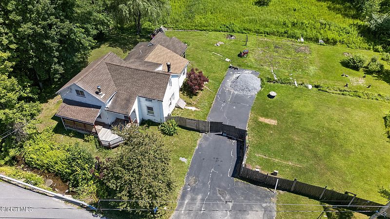 3rd image of 6112 Parkis Mills Road