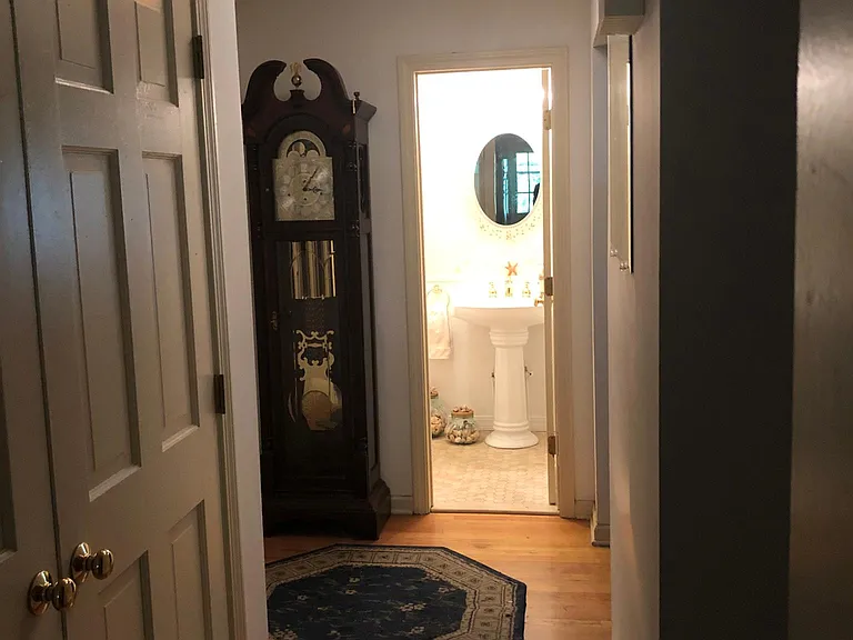 58 Rowley Rd — Photo 6