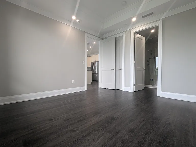 121 King St W — Photo 103