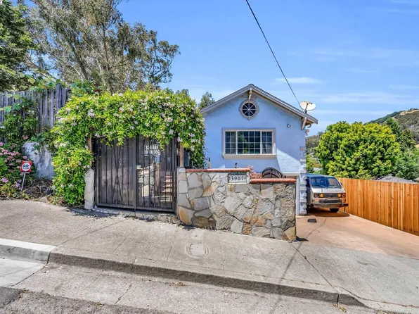 3907 Altamont Ave, Oakland, CA 94605