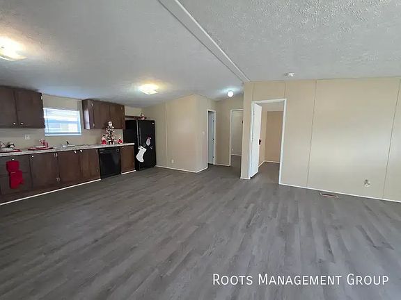 4th image of 314 E 18th Pl #128