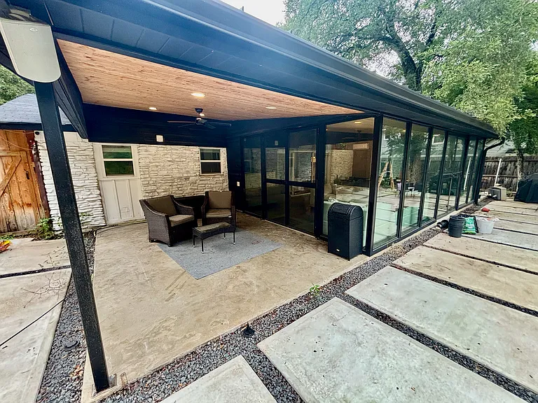2409 Princeton Dr — Photo 40