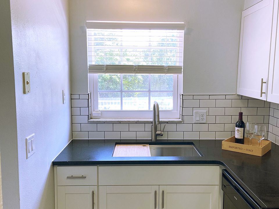 621 W Indiana Ave APT 21, Deland, FL 32720 Zillow