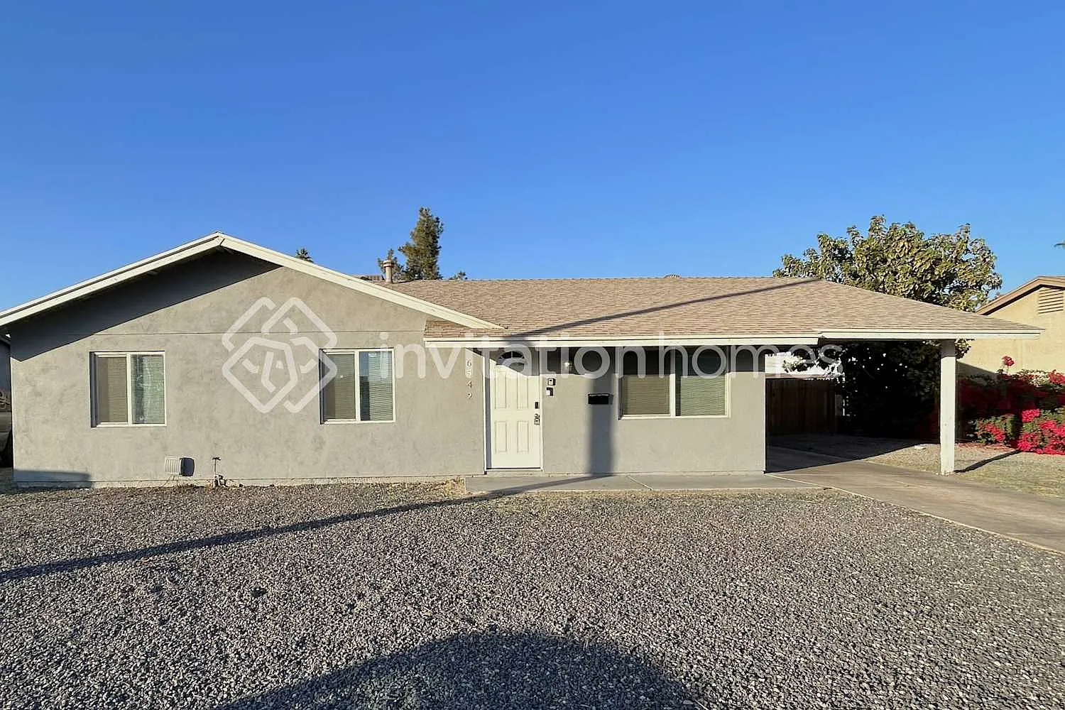 6542 W Granada Road Phoenix, AZ 85035 — Photo 1