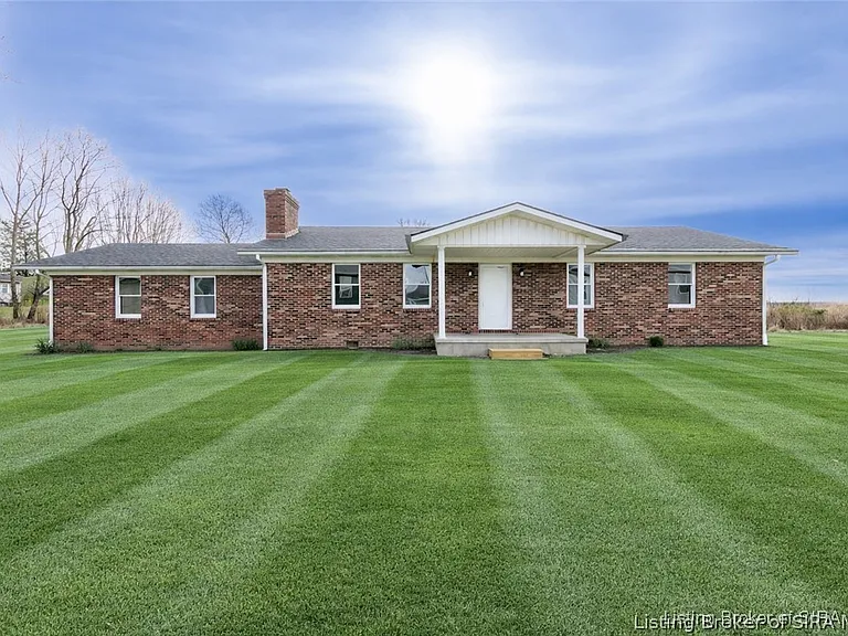 8109 Old State Road 60 — Photo 3