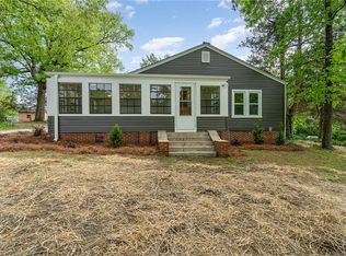 4 Culbreth Ave, Thomasville, NC 27360