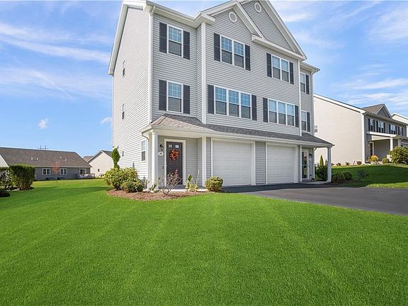 2nd image of 24 Berm Dr