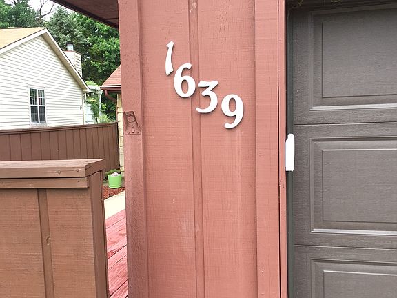 2nd image of 1639 Longbow Ln