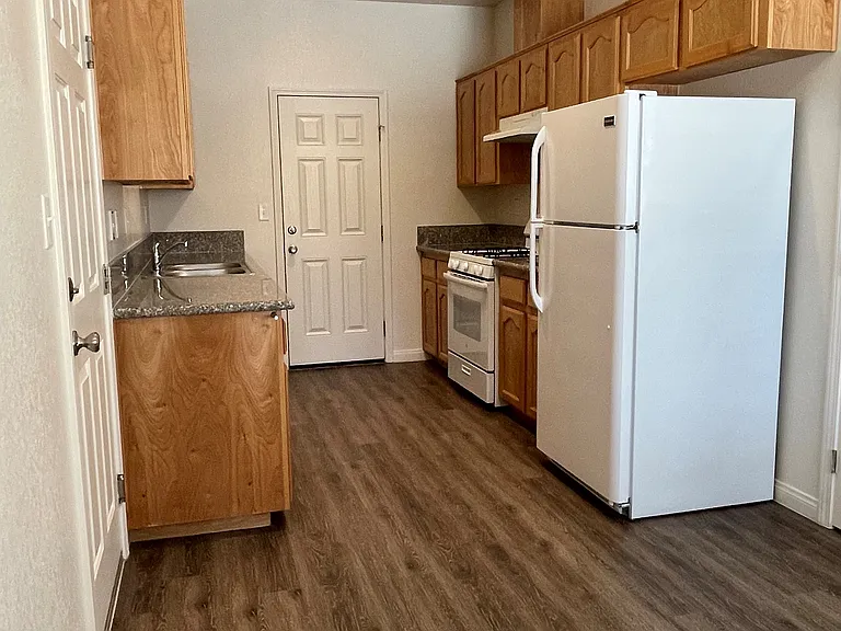 3243 Park Meadows Dr #B — Photo 5