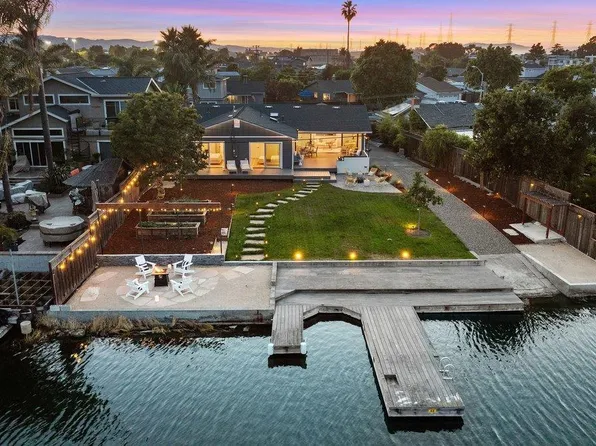 1749 Lake St, San Mateo, CA 94403