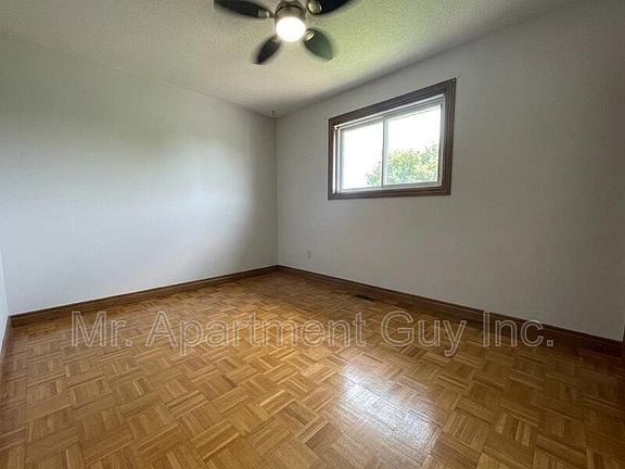 5th image of 10 Homeland Ave