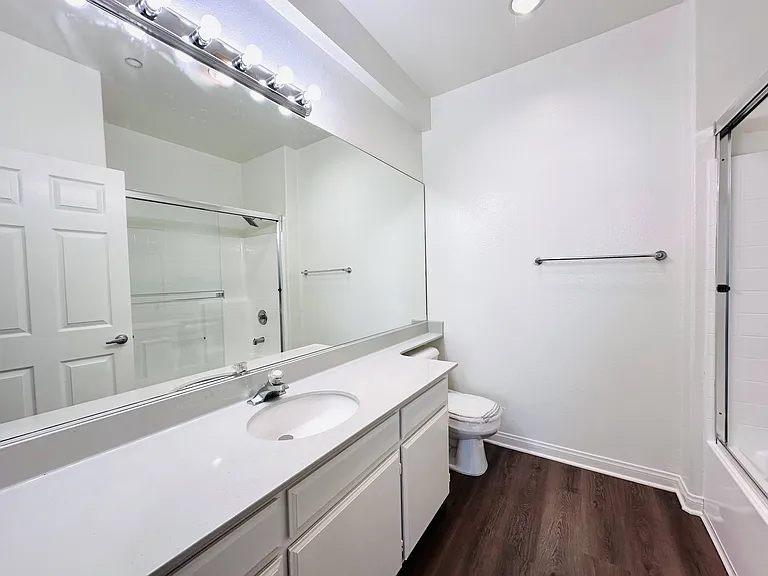 10133 Tabor St — Photo 10