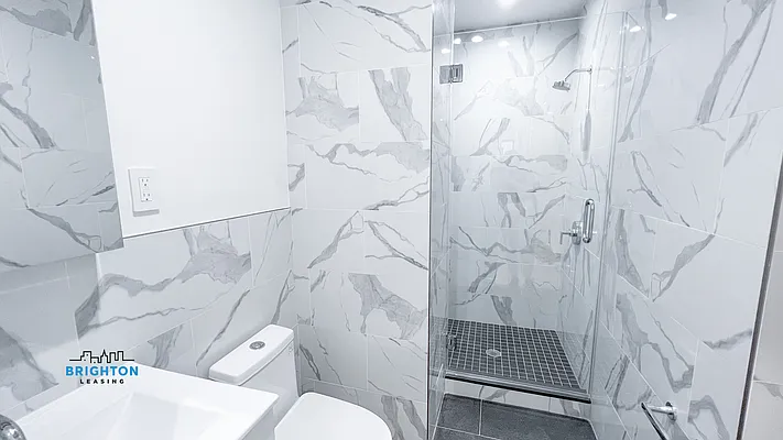 Rented by Brighton Management | media 10