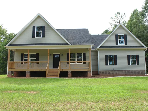 2323 Holly Rd, Clover, SC 29710