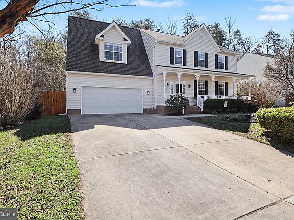 2nd image of 9 Burningbush Ct