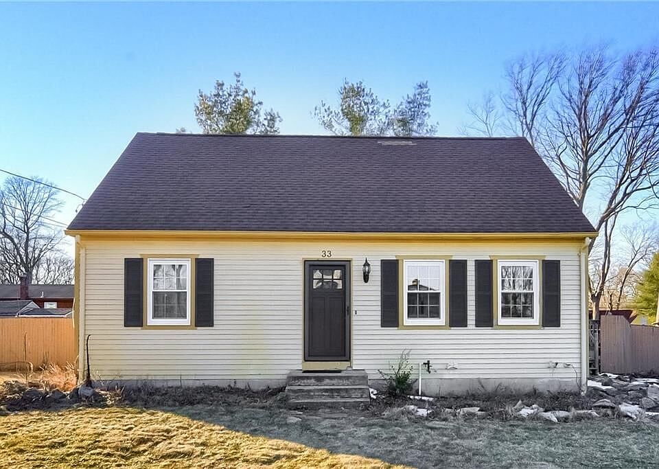1st image of 33 Silverwood Ln