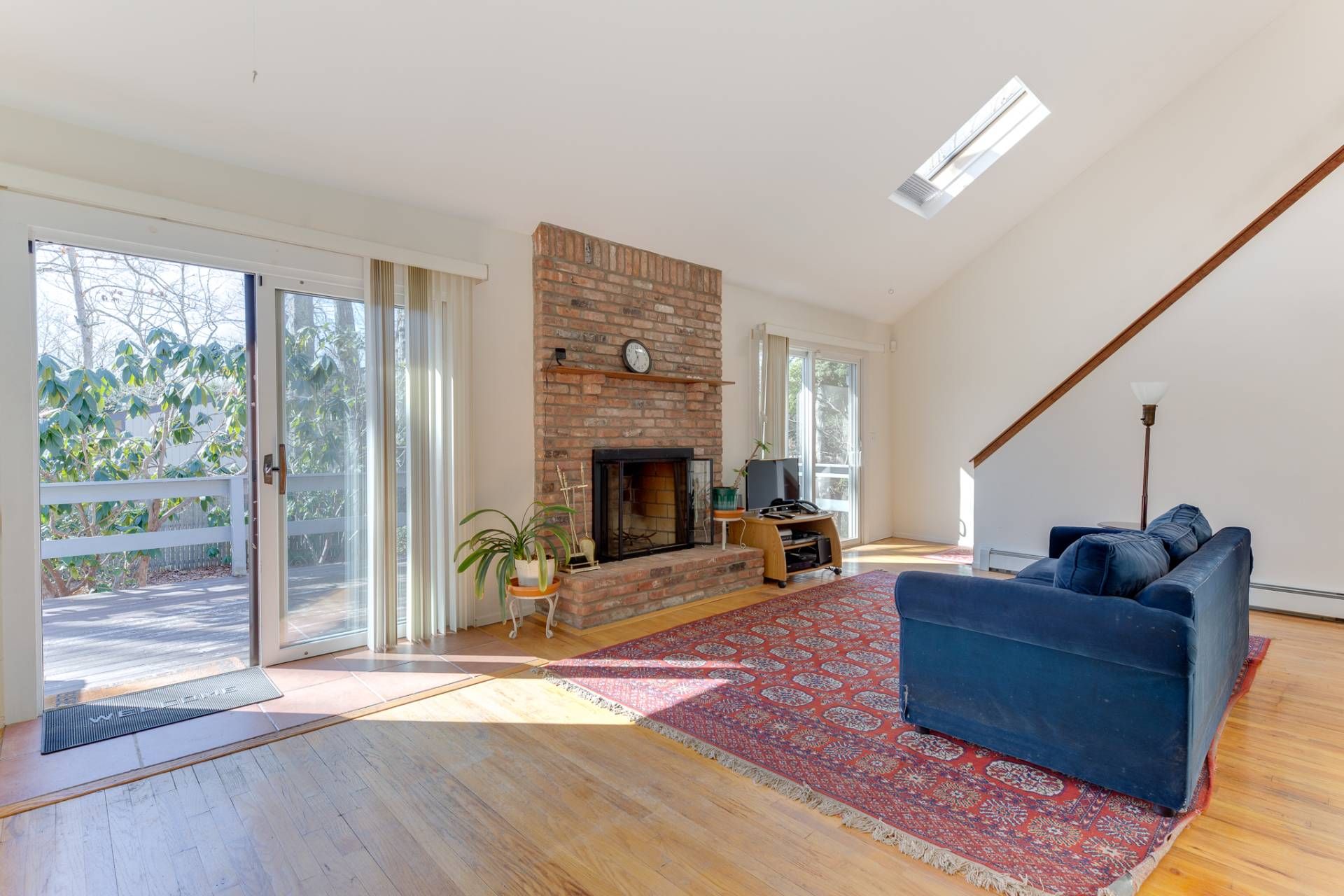 30 Hildreth Pl, East Hampton, NY 11937 Out East