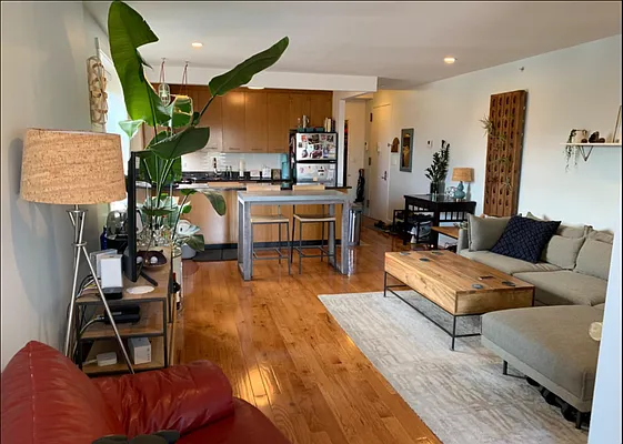 Rented by Bouklis Group | media 5