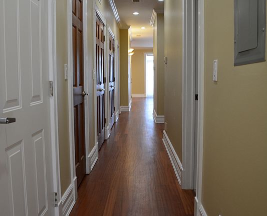 4th image of 3326 N Ashland Ave #1