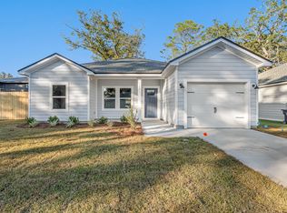 15 Shebbi Ln, Freeport, FL 32439