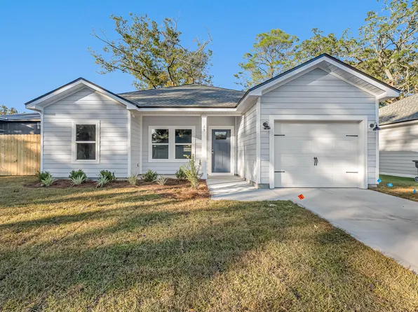 15 Shebbi Ln, Freeport, FL 32439