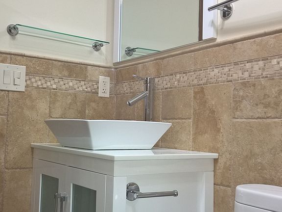 1st floor bath sink