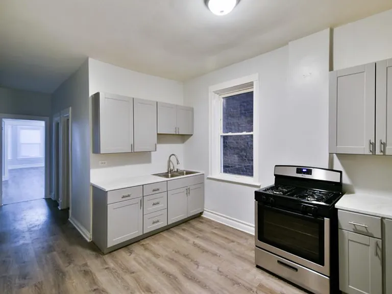 6344 S Eberhart Ave #1 — Photo 8