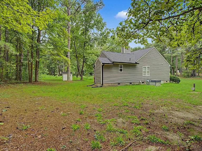 5812 Gentle Wind Dr — Photo 30