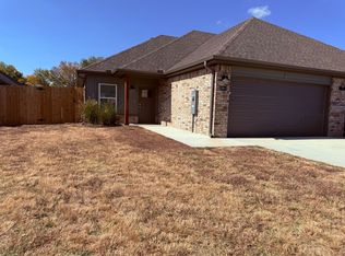 259 N Wild Goose Ave #1, Farmington, AR 72730